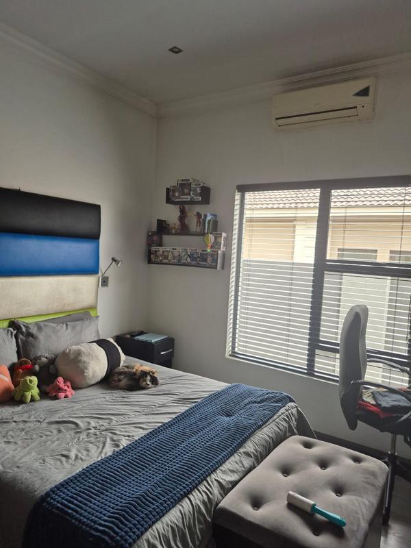 To Let 4 Bedroom Property for Rent in Raslouw Gauteng