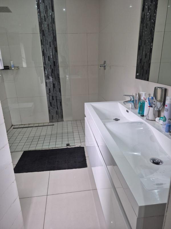 To Let 4 Bedroom Property for Rent in Raslouw Gauteng