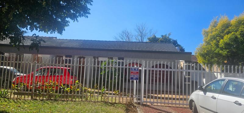 4 Bedroom Property for Sale in Beyers Park Gauteng