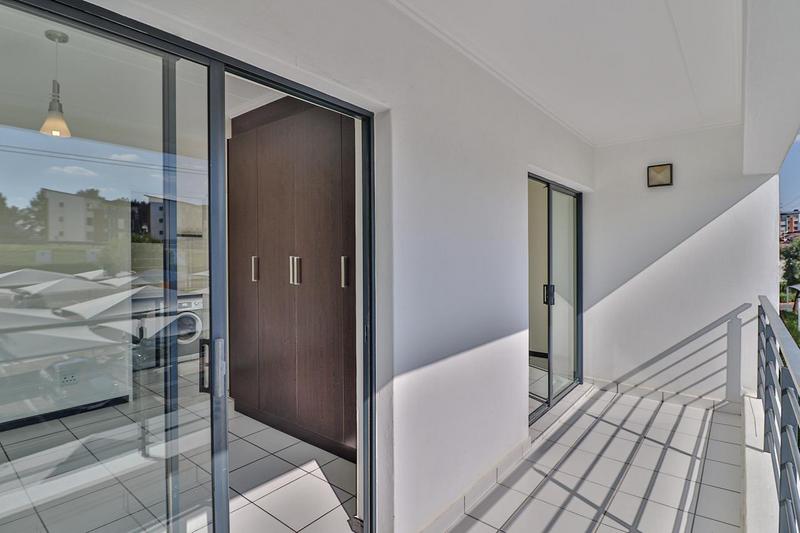 To Let 1 Bedroom Property for Rent in Greenstone Hill Gauteng