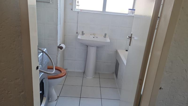 To Let 1 Bedroom Property for Rent in Bedfordview Gauteng