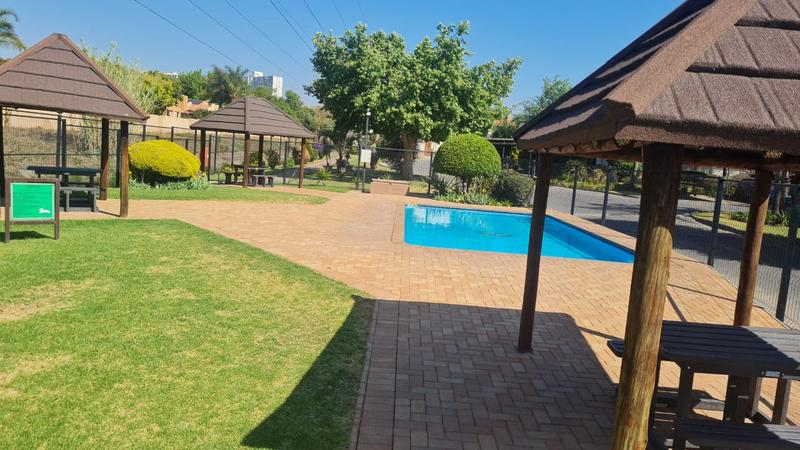 To Let 1 Bedroom Property for Rent in Bedfordview Gauteng