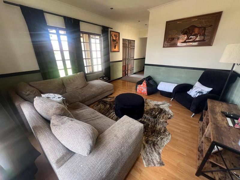 To Let 3 Bedroom Property for Rent in Eike Park Gauteng
