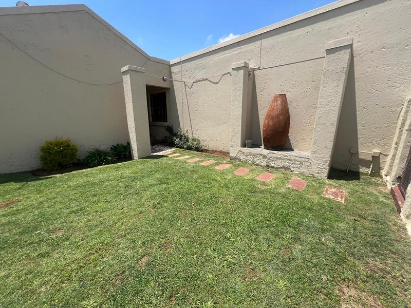To Let 3 Bedroom Property for Rent in Eike Park Gauteng