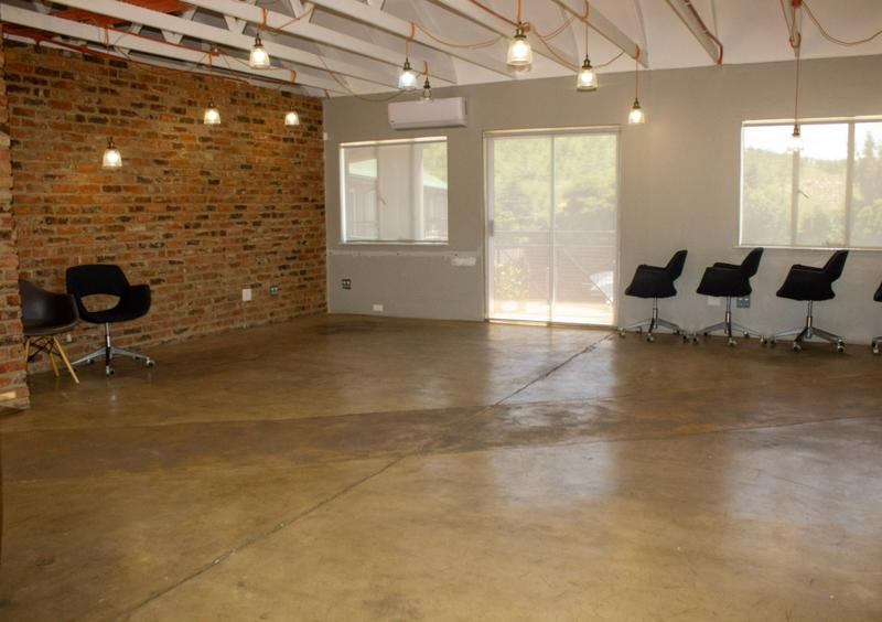 To Let commercial Property for Rent in Helderkruin Gauteng