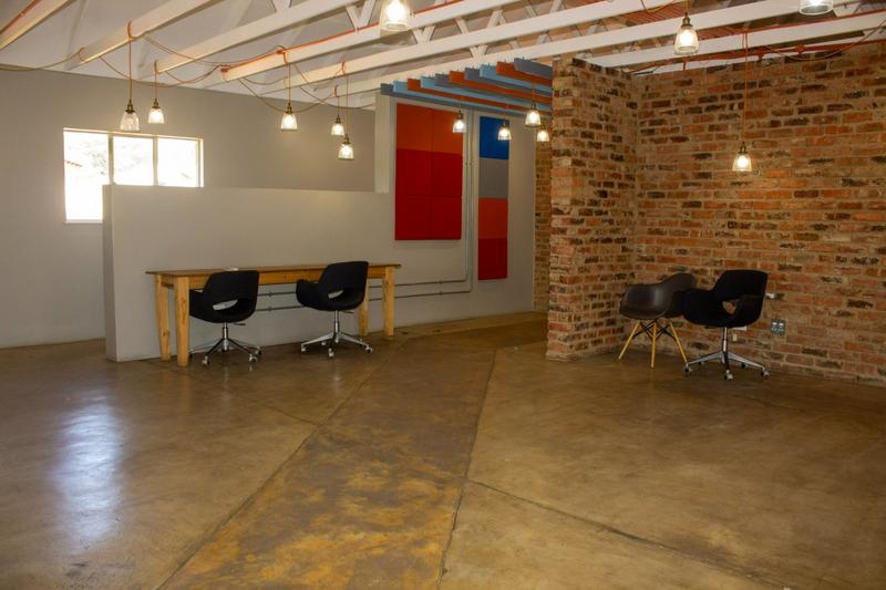To Let commercial Property for Rent in Helderkruin Gauteng