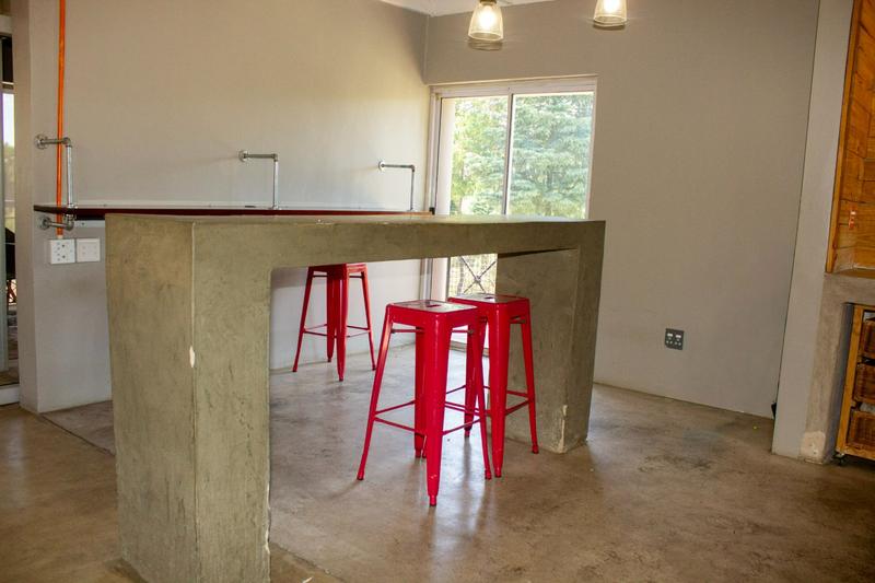 To Let commercial Property for Rent in Helderkruin Gauteng