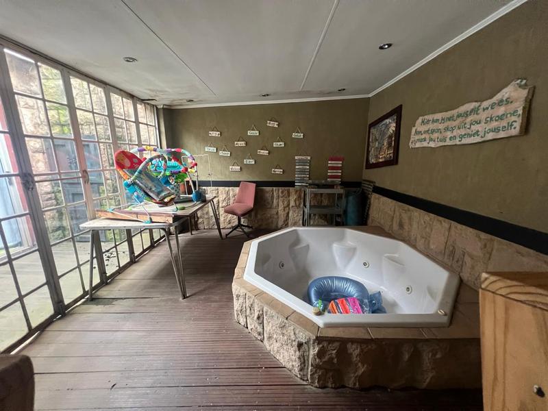 3 Bedroom Property for Sale in Greenhills Gauteng