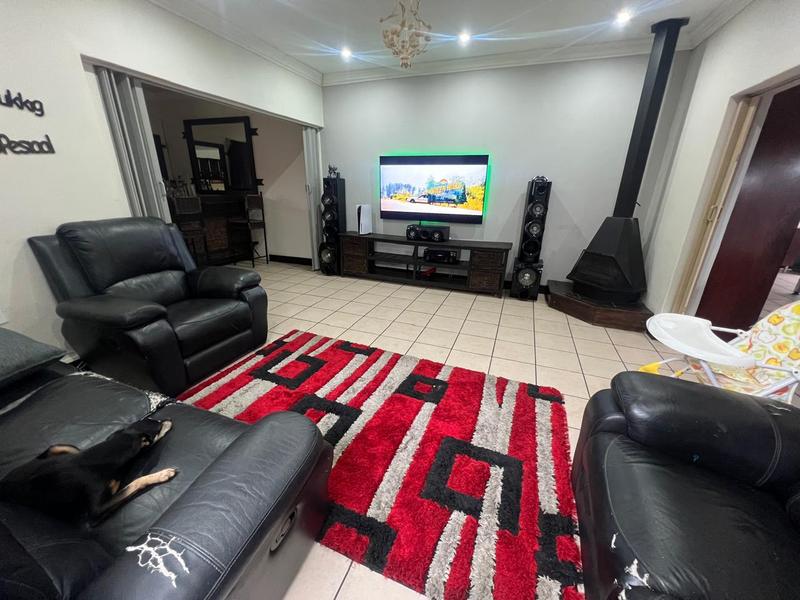 3 Bedroom Property for Sale in Greenhills Gauteng