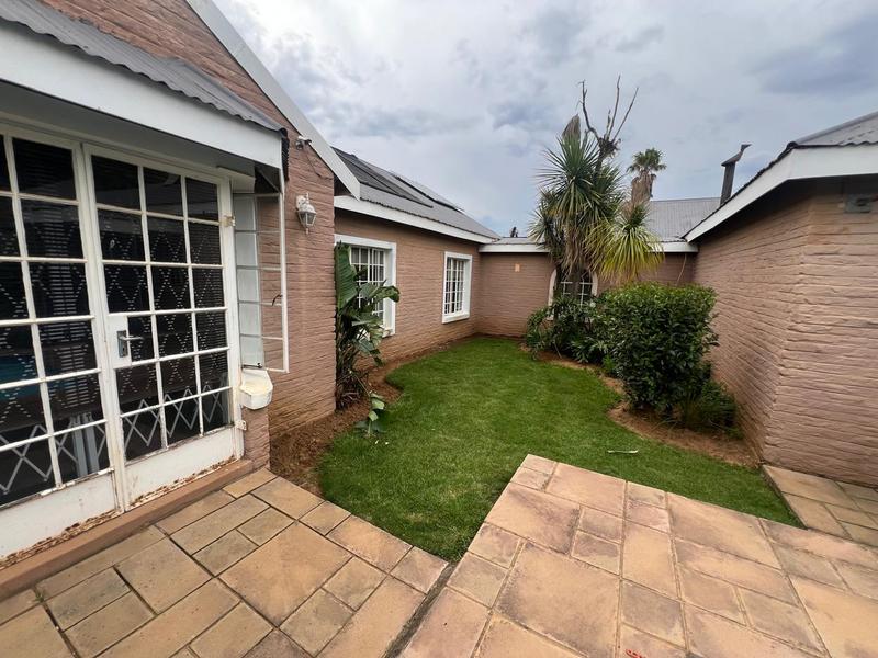 3 Bedroom Property for Sale in Greenhills Gauteng