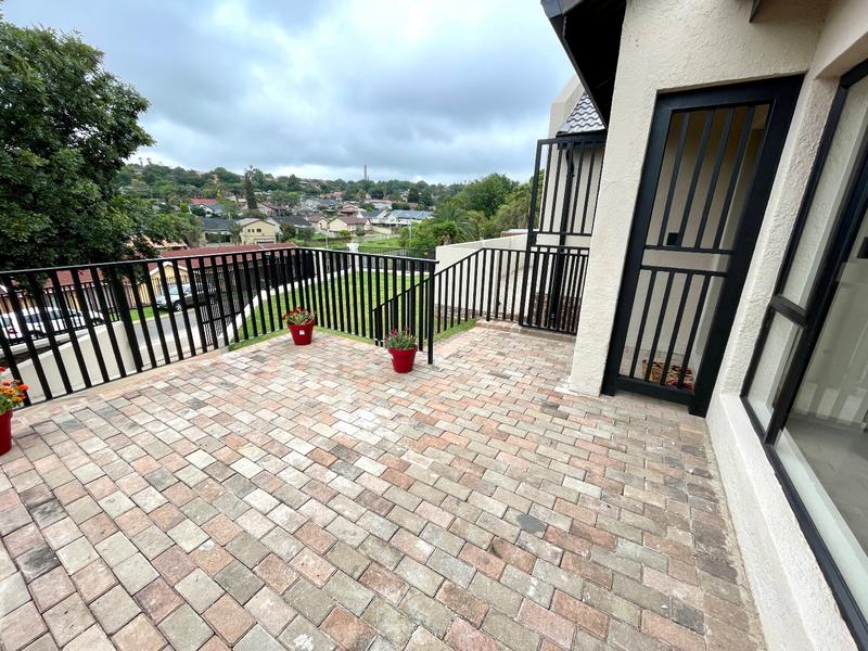 3 Bedroom Property for Sale in Rangeview Gauteng