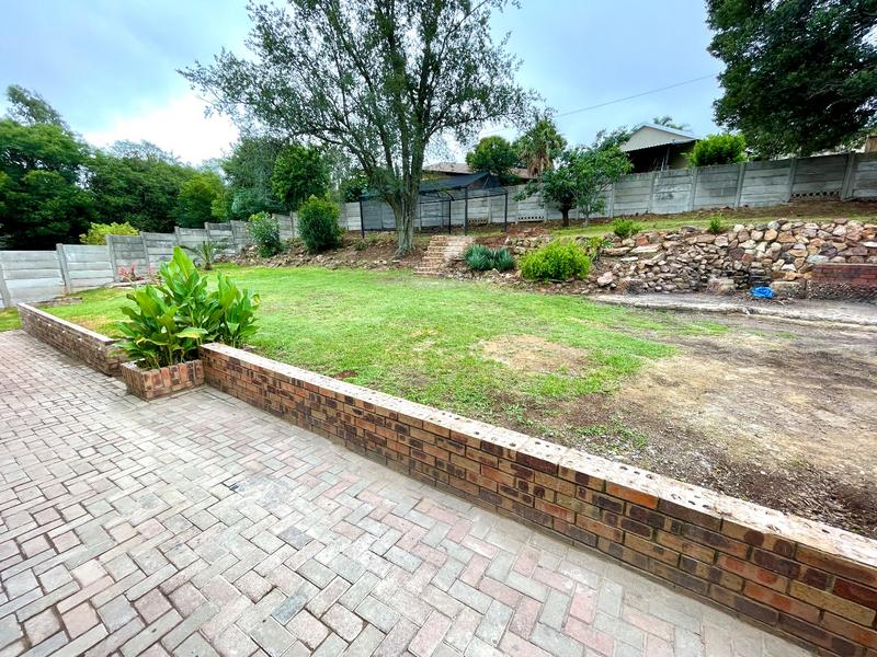 3 Bedroom Property for Sale in Rangeview Gauteng