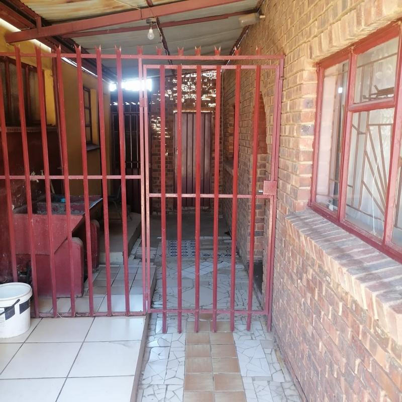 4 Bedroom Property for Sale in Soshanguve Gauteng