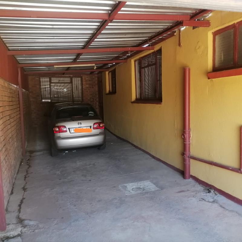 4 Bedroom Property for Sale in Soshanguve Gauteng