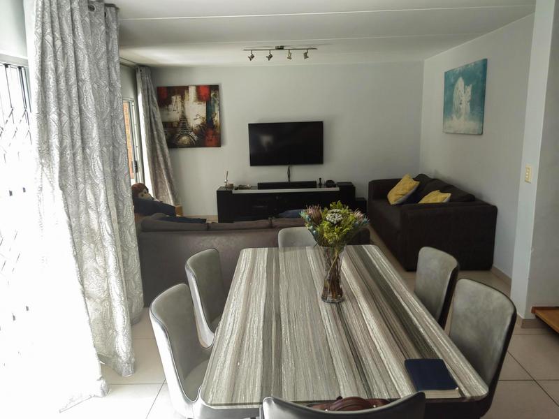 To Let 3 Bedroom Property for Rent in Broadacres Gauteng