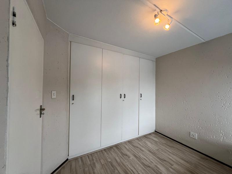 To Let 1 Bedroom Property for Rent in Benmore Gauteng