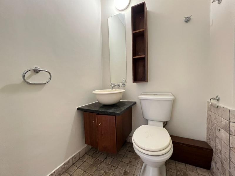 2 Bedroom Property for Sale in Atholl Gauteng