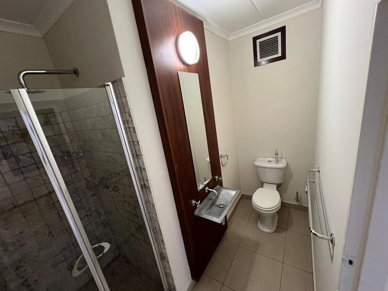 2 Bedroom Property for Sale in Atholl Gauteng