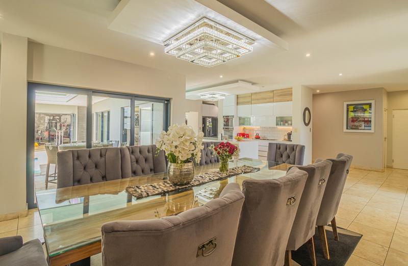 To Let 6 Bedroom Property for Rent in Midstream Ridge Gauteng