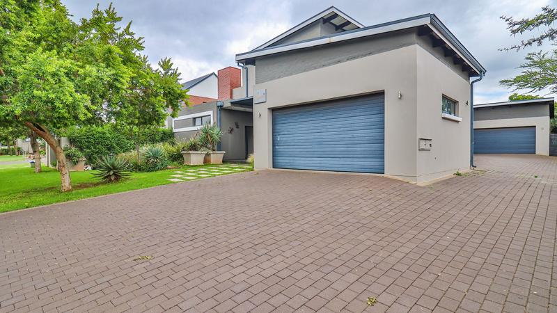 5 Bedroom Property for Sale in Midstream Ridge Gauteng