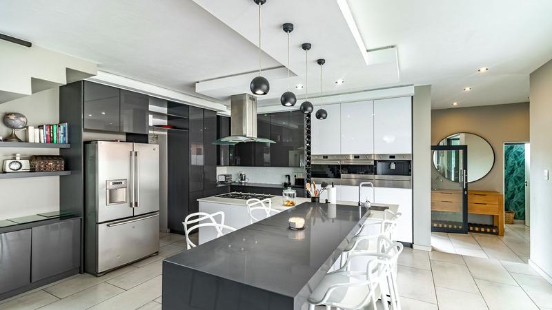 5 Bedroom Property for Sale in Midstream Ridge Gauteng