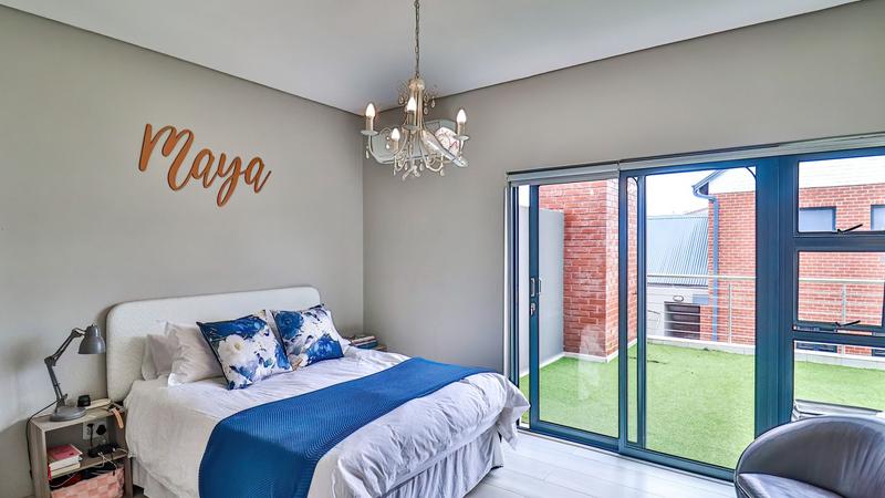 5 Bedroom Property for Sale in Midstream Ridge Gauteng