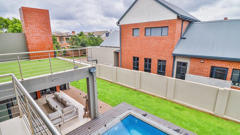 5 Bedroom Property for Sale in Midstream Ridge Gauteng