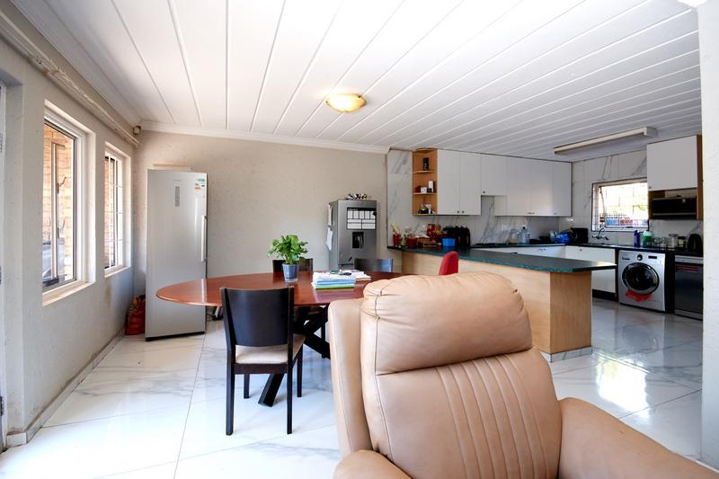 3 Bedroom Property for Sale in Ferndale Gauteng