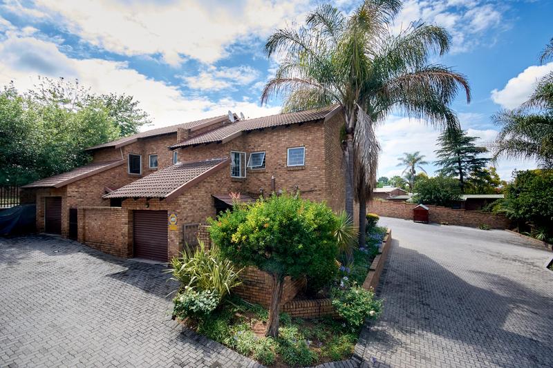 3 Bedroom Property for Sale in Ferndale Gauteng