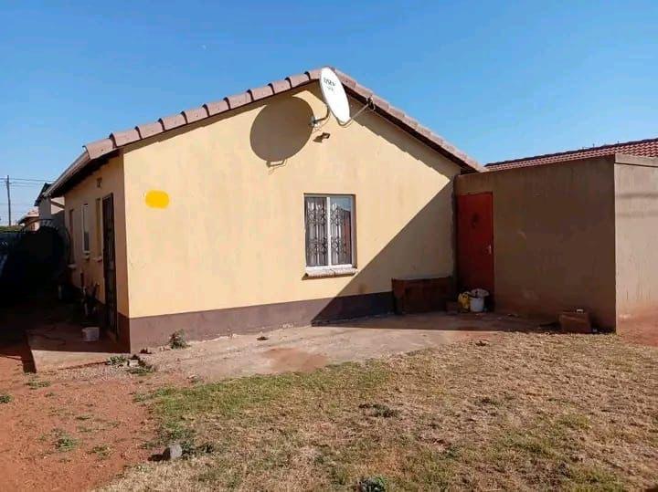 To Let 2 Bedroom Property for Rent in Protea Glen Gauteng