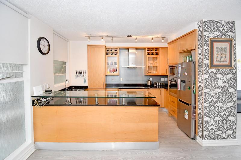 1 Bedroom Property for Sale in Sandhurst Gauteng