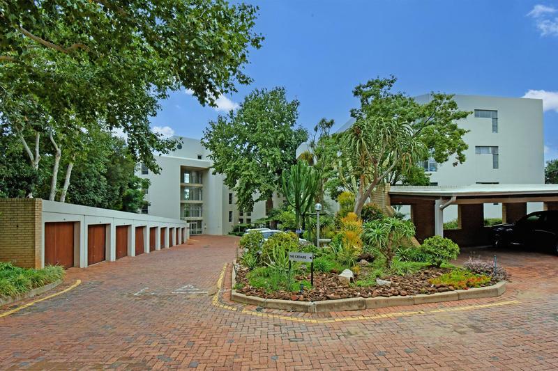 1 Bedroom Property for Sale in Sandhurst Gauteng