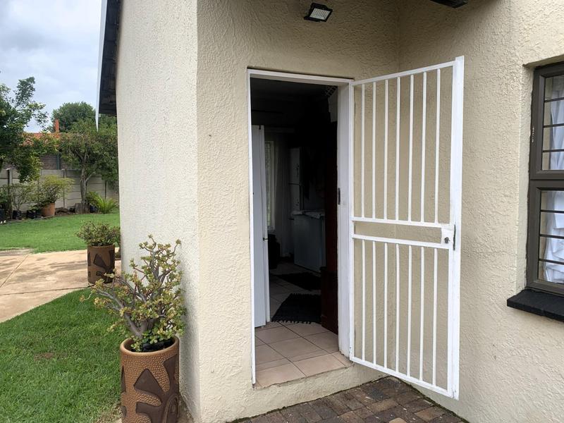 4 Bedroom Property for Sale in Freeway Park Gauteng