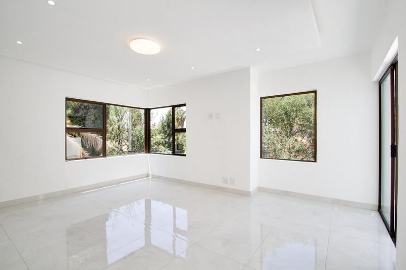 To Let 4 Bedroom Property for Rent in Dainfern Golf Estate Gauteng