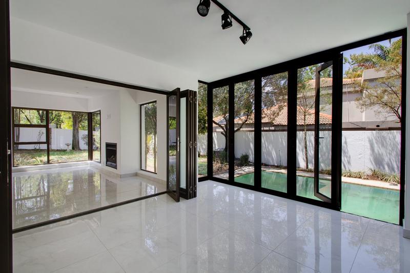 To Let 4 Bedroom Property for Rent in Dainfern Golf Estate Gauteng