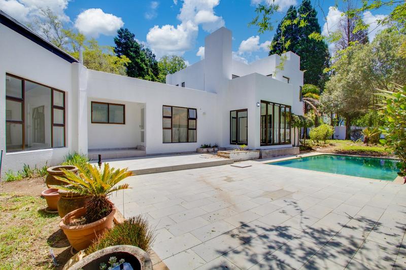 To Let 4 Bedroom Property for Rent in Dainfern Golf Estate Gauteng