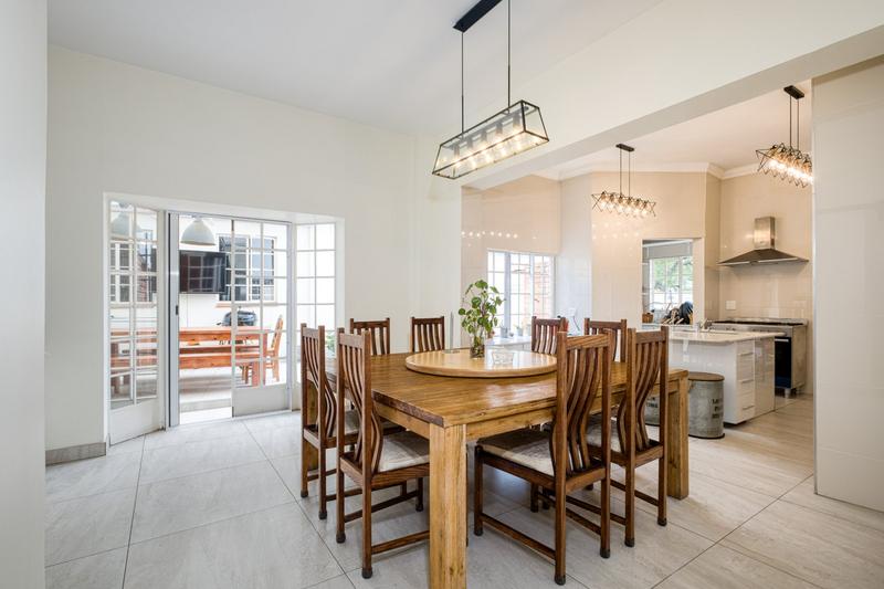 To Let 4 Bedroom Property for Rent in Dainfern Golf Estate Gauteng