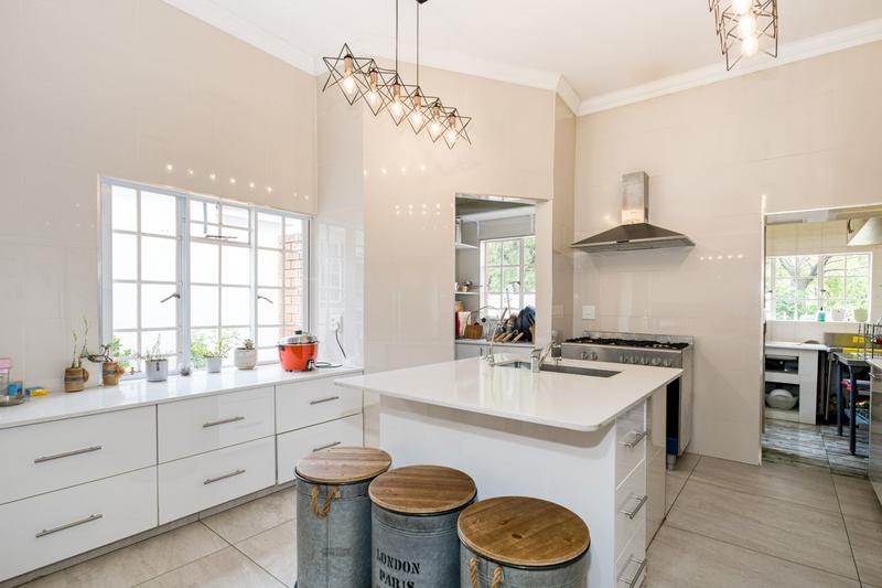 To Let 4 Bedroom Property for Rent in Dainfern Golf Estate Gauteng