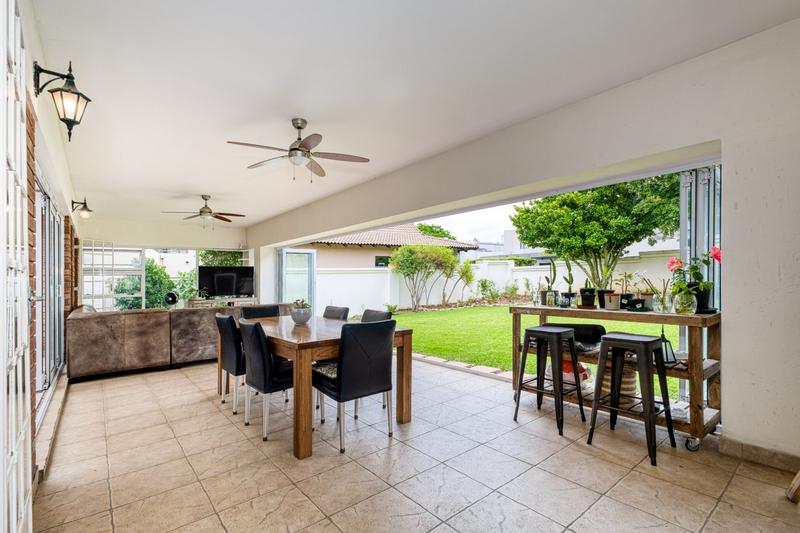 To Let 4 Bedroom Property for Rent in Dainfern Golf Estate Gauteng