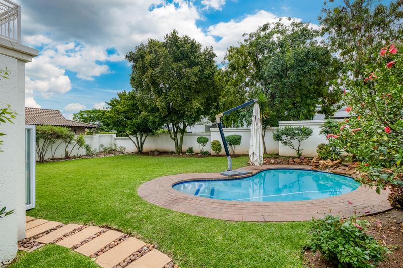 To Let 4 Bedroom Property for Rent in Dainfern Golf Estate Gauteng