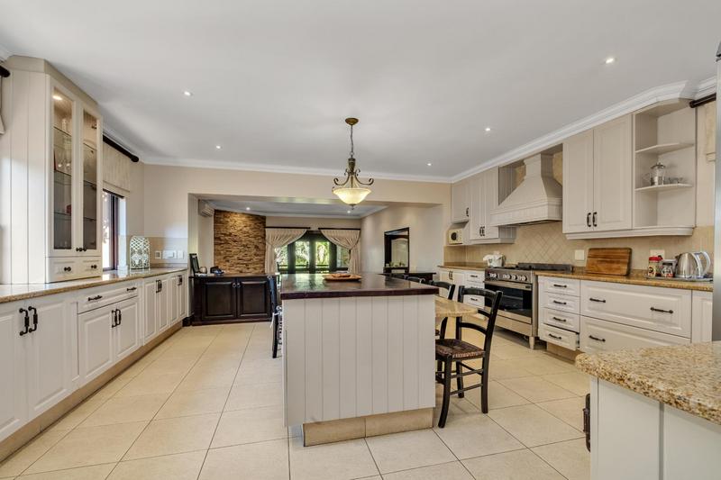 To Let 4 Bedroom Property for Rent in Dainfern Valley Gauteng