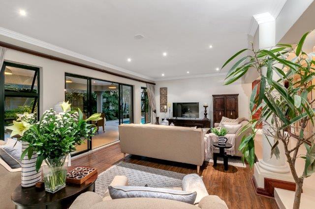 To Let 4 Bedroom Property for Rent in Dainfern Valley Gauteng