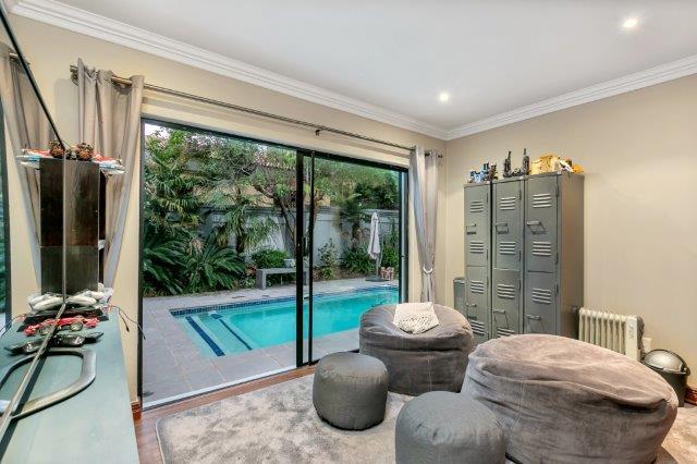 To Let 4 Bedroom Property for Rent in Dainfern Valley Gauteng