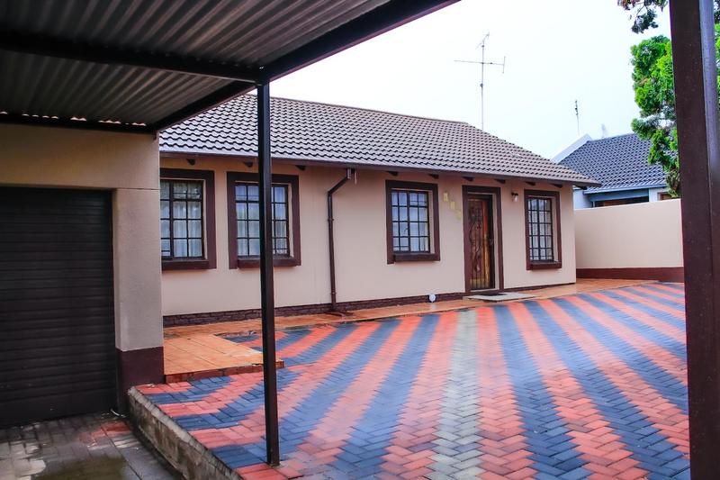 To Let 3 Bedroom Property for Rent in Elandspoort Gauteng