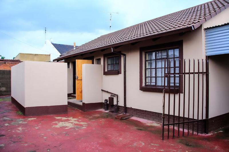 To Let 3 Bedroom Property for Rent in Elandspoort Gauteng