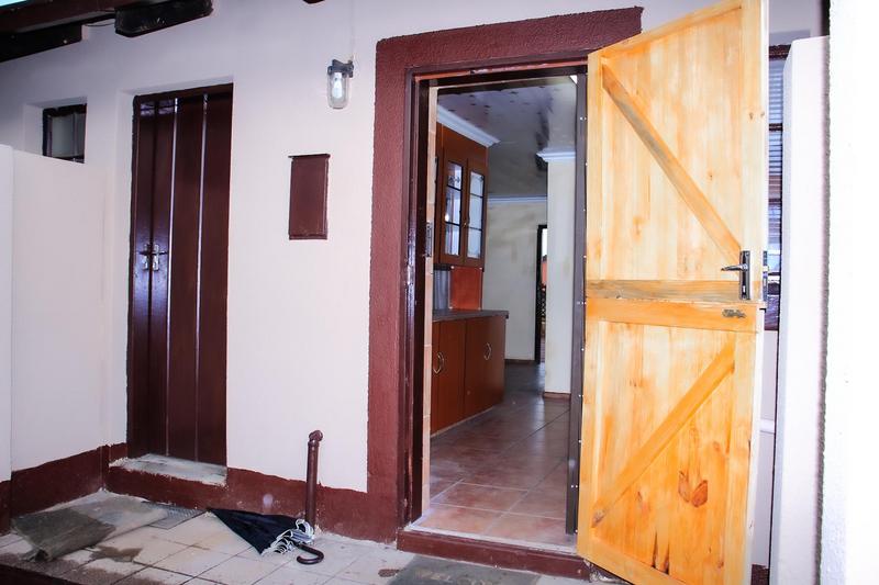 To Let 3 Bedroom Property for Rent in Elandspoort Gauteng