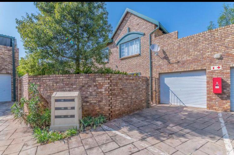 To Let 2 Bedroom Property for Rent in Lyttelton Gauteng