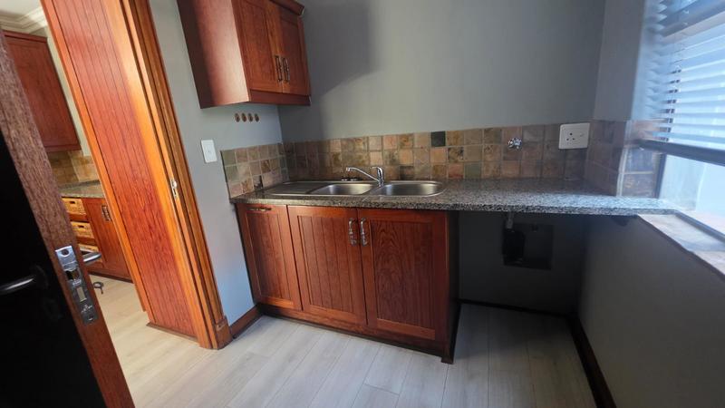 To Let 3 Bedroom Property for Rent in Midstream Estate Gauteng