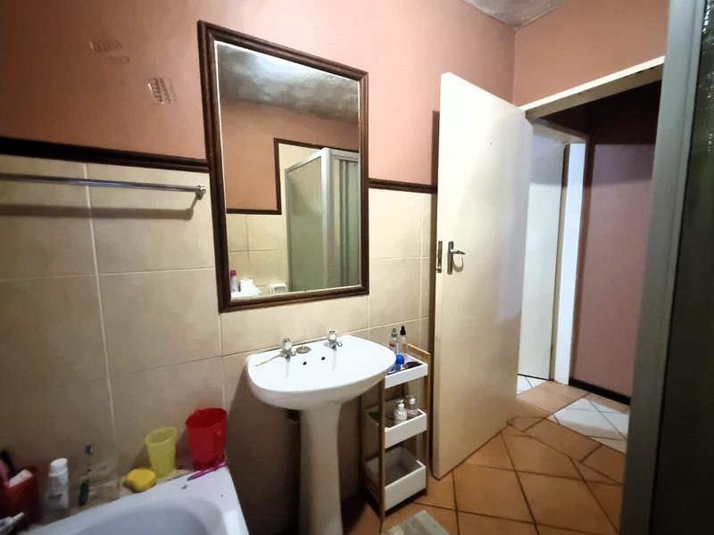 To Let 2 Bedroom Property for Rent in Mooikloof Ridge Gauteng