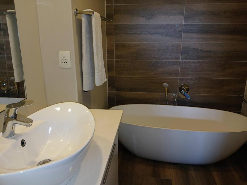 1 Bedroom Property for Sale in Ashlea Gardens Gauteng